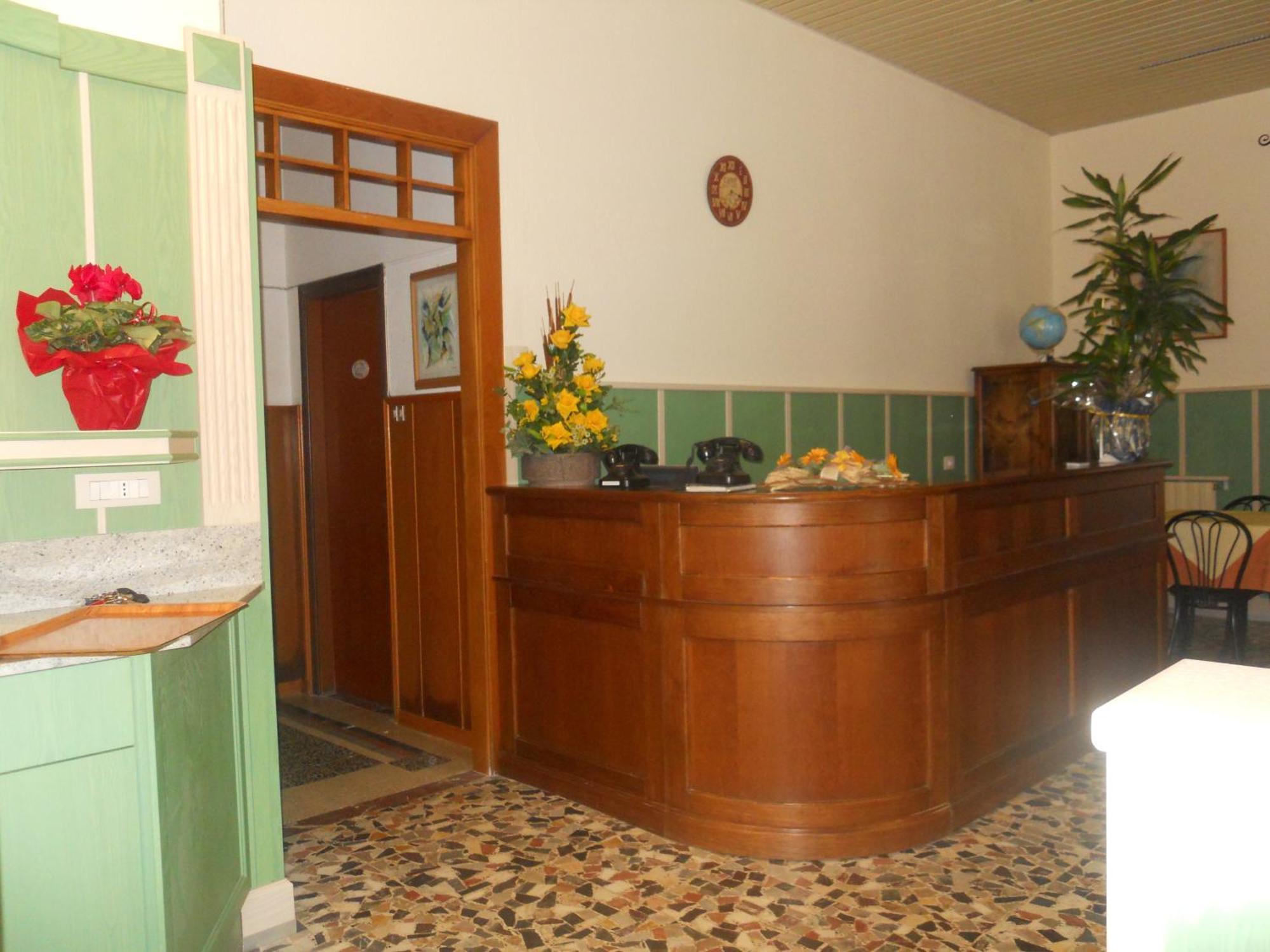 Albergo Belvedere Borghetto di Vara Εξωτερικό φωτογραφία